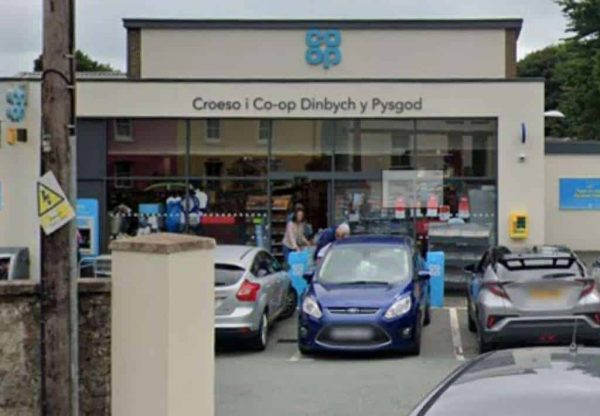 Supermarkets In Tenby, Where Can You Find A Supermarket In Tenby?