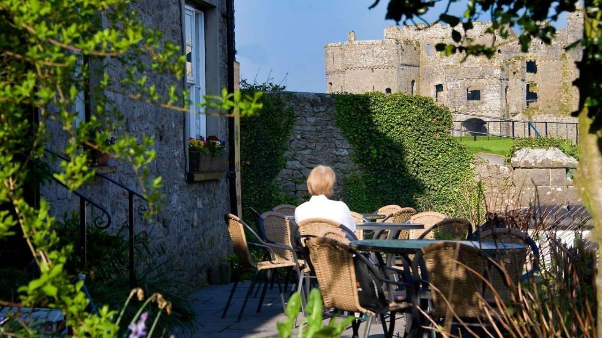 Carew Inn, Tenby