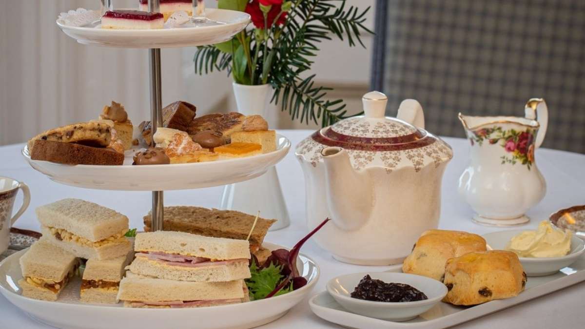 The Giltar Hotel offers afternoon tea in Tenby